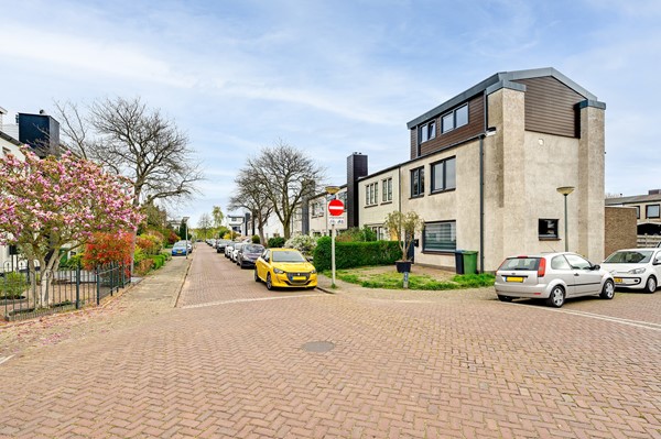 Medium property photo - Molukkenstraat 28, 3131 JM Vlaardingen